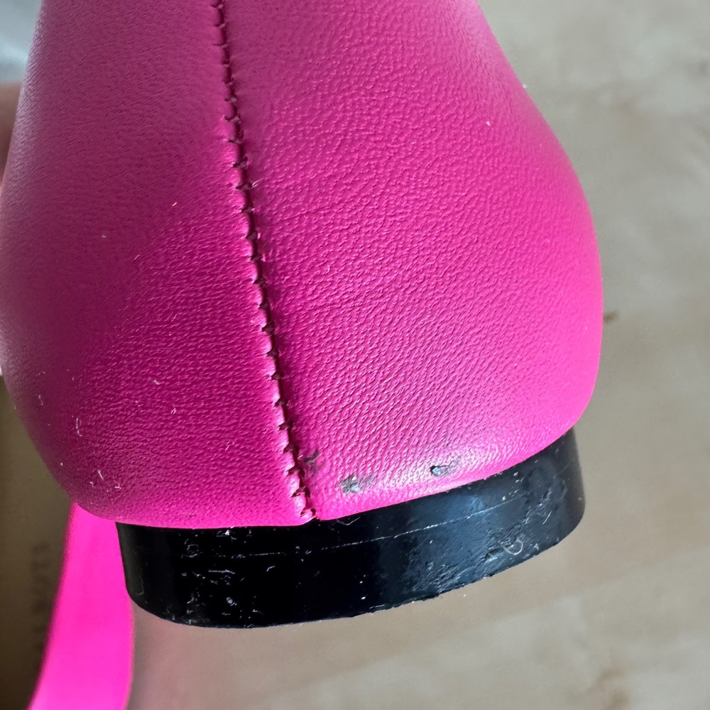 Talbots Hot Pink Leather Ballet Flats Pom Pom Detail Womens 8.5M Fuchsia Shoes - Picture 11 of 16